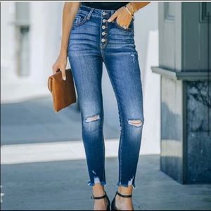 ✨Vici Skinny Jeans Distressed Dark Wash Size 9/28